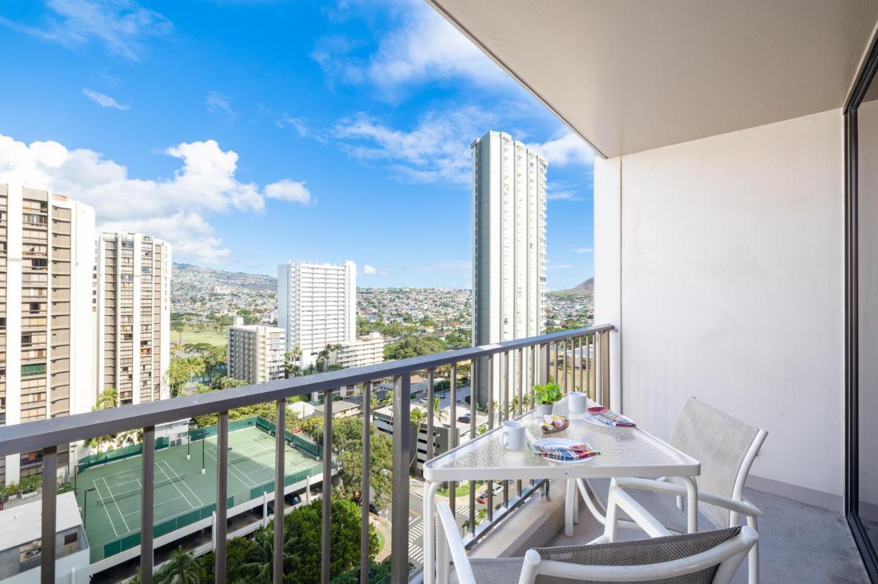 Beautiful Mountain View In Waikiki Sunset With Parking Daire Honolulu Dış mekan fotoğraf
